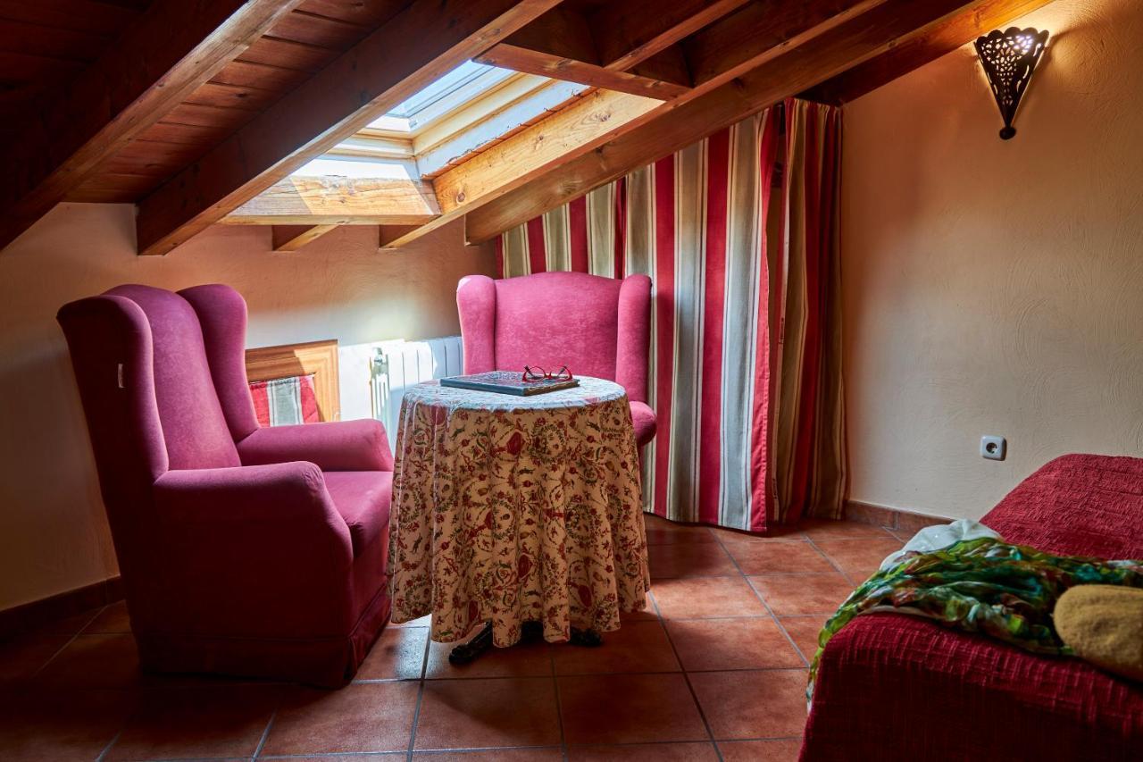 Casa Rural Fuente Del Arca Montejo Montejo de la Sierra Εξωτερικό φωτογραφία